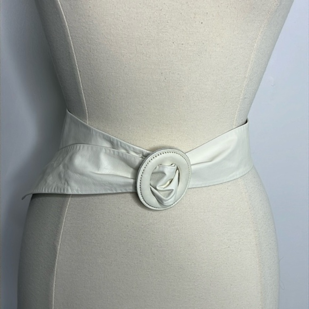 Carlo Australia split cowhide wide leather buckle creamy white belt, size: M-L